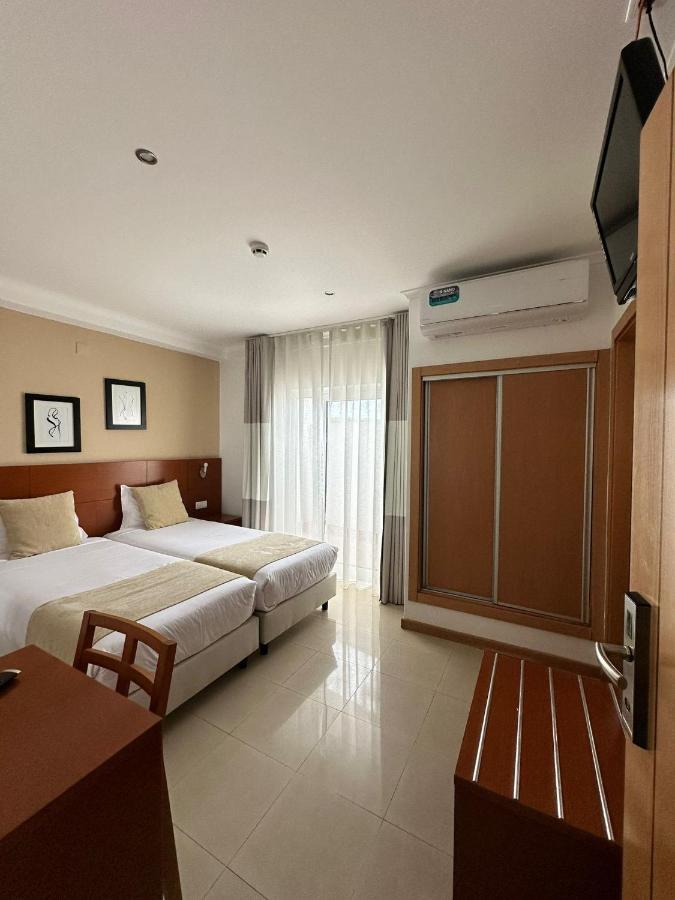 Be One Hotel Caldas Da Rainha - By Mhmb Hospitality Kültér fotó